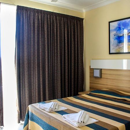 Coral Hotel St. Paul's Bay Bagian luar foto
